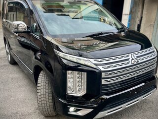 2019 Mitsubishi Delica D:5 I Рестайлинг, чёрный, 3999999 рублей, вид 5