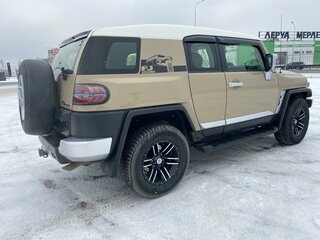 2022 Toyota FJ Cruiser, бежевый, 7700000 рублей, вид 2