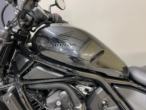 2022 Honda CMX 1100 Rebel, серый, 950000 рублей - вид 8