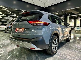 2024 Nissan X-Trail IV, серебристый, 4038000 рублей, вид 5
