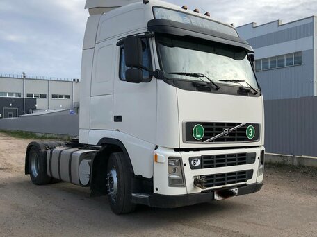 2007 Volvo FH, белый, 1952811 рублей, вид 1