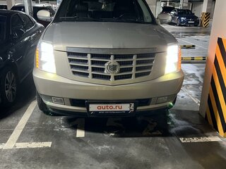2010 Cadillac Escalade III, жёлтый, 2200000 рублей, вид 2