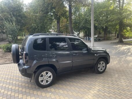 2022 Lada (ВАЗ) Niva Travel I, серый, 1100000 рублей, вид 4