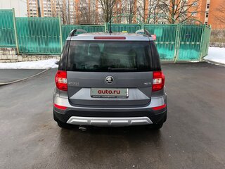2017 Skoda Yeti I Рестайлинг, серый, 1960000 рублей, вид 4