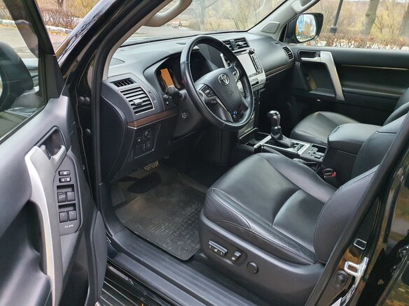 2017 Toyota Land Cruiser Prado 150 Series Рестайлинг 2, чёрный - вид 12