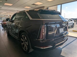 2026 Cadillac Escalade iQ, пурпурный, 23558449 рублей, вид 4