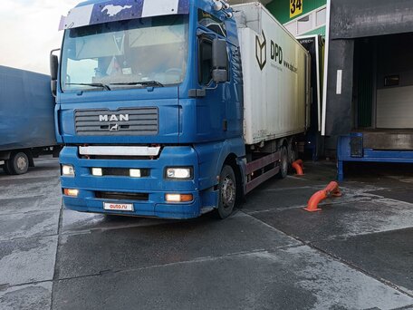2002 MAN TGA, синий, 2600000 рублей, вид 3