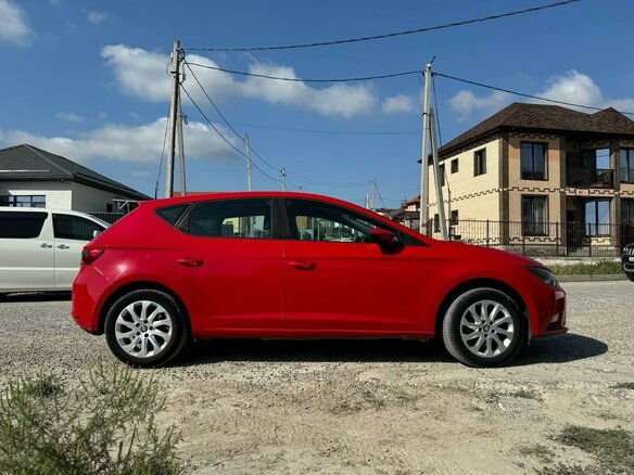 2013 SEAT Leon III, красный, 900000 рублей - вид 2