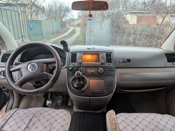 2005 Volkswagen Multivan T5, синий, 1500000 рублей - вид 12