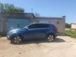 2014 Kia Sportage III, синий, 1900000 рублей, вид 3