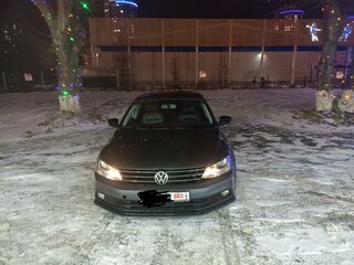 2017 Volkswagen Jetta VI Рестайлинг, серый, 1600000 рублей, вид 1