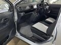 2018 Daihatsu Mira e:S II, серый, 600000 рублей - вид 9