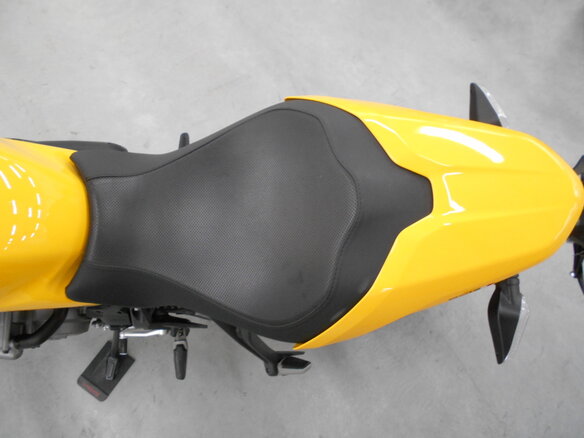 2018 Ducati Monster 821, жёлтый, 760000 рублей - вид 23