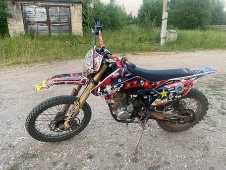 2021 GR GR2, красный, 100000 рублей, вид 4