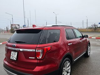 2015 Ford Explorer V Рестайлинг, красный, 2500000 рублей, вид 4