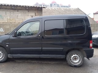 2010 Peugeot Partner I Рестайлинг, чёрный, 390000 рублей, вид 5