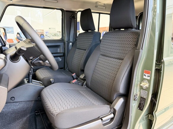 2026 Suzuki Jimny IV, зелёный, 4150000 рублей - вид 13