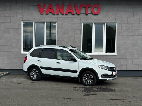 2023 Lada (ВАЗ) Granta Cross I Рестайлинг, белый, 970000 рублей - вид 2