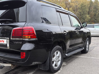 2010 Lexus LX 570 III, чёрный, 2500000 рублей, вид 5