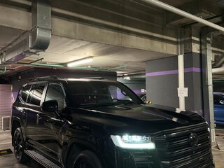 2023 Toyota Land Cruiser 300 Series, чёрный, 11600000 рублей, вид 1