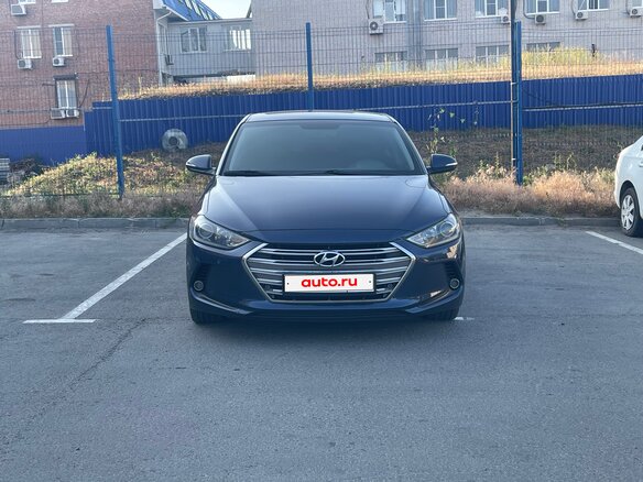 2017 Hyundai Elantra VI (AD), синий, 2100000 рублей