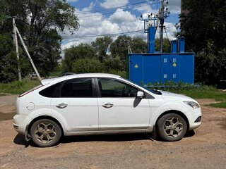 2010 Ford Focus II Рестайлинг, белый, 610000 рублей, вид 3