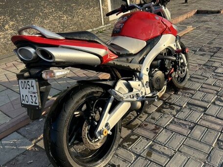 2006 Suzuki GSR 600, красный, 465000 рублей, вид 5