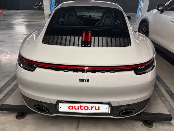 2020 Porsche 911 Carrera S VIII (992), серебристый, 11000000 рублей - вид 5