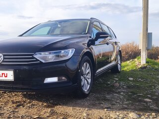 2016 Volkswagen Passat B8, чёрный, 1640000 рублей, вид 3