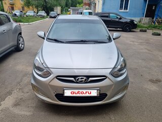 2011 Hyundai Solaris I, чёрный, 700000 рублей, вид 3