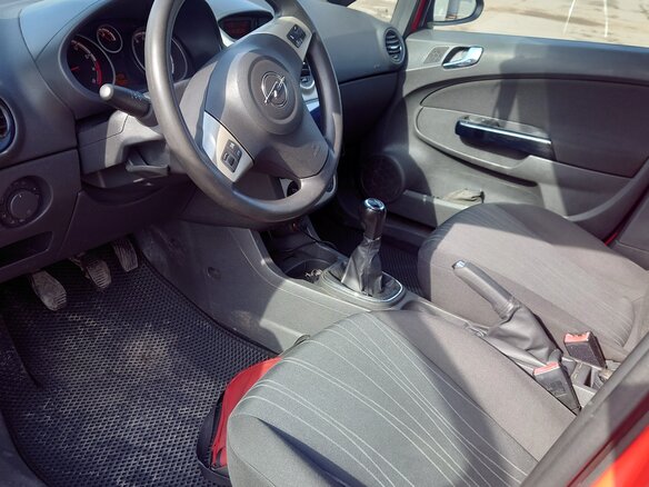 2007 Opel Corsa D, красный, 300000 рублей - вид 4