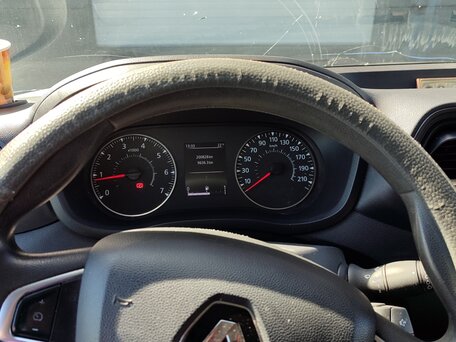 2020 Renault Master, белый, 3000000 рублей, вид 3