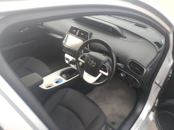 2017 Toyota Prius IV (XW50), серый, 2050000 рублей - вид 7