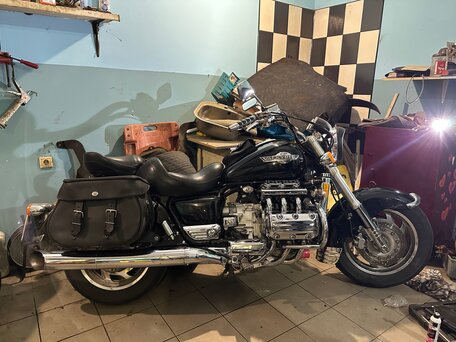 2000 Honda Valkyrie 1500, чёрный, 550000 рублей, вид 1