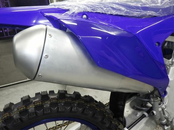 2024 Yamaha YZ450F, синий, 1000000 рублей - вид 11