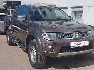 2012 Mitsubishi L200 IV, коричневый, 1560000 рублей, вид 1
