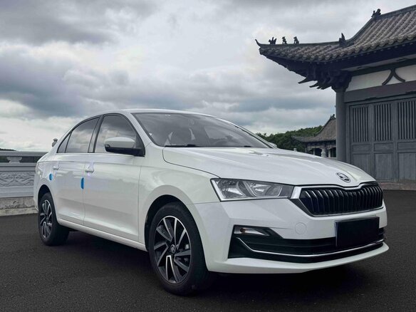 2022 Skoda Rapid II, белый