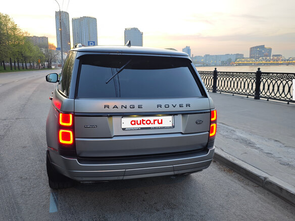 2018 Land Rover Range Rover IV Рестайлинг, бежевый, 7999908 рублей - вид 18