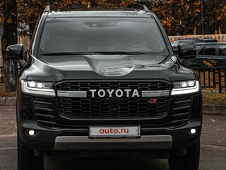 2022 Toyota Land Cruiser 300 Series, чёрный, 12000000 рублей, вид 2