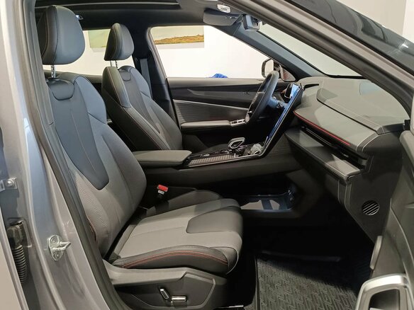 2026 Geely Cityray, серебристый, 3384990 рублей - вид 6