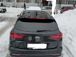 2021 Kia Ceed III, чёрный, 2178000 рублей, вид 2