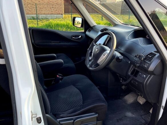 2010 Nissan Serena IV (C26), белый, 1500000 рублей - вид 13