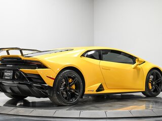 2022 Lamborghini Huracán I Рестайлинг, жёлтый, 42636292 рублей, вид 3