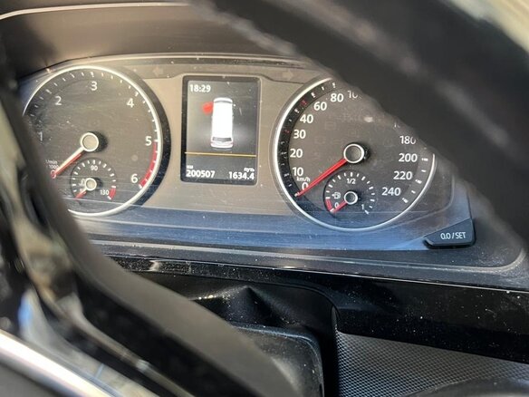 2016 Volkswagen Multivan T6, серебристый, 3850000 рублей - вид 5