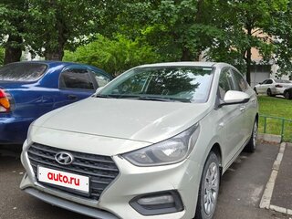 2017 Hyundai Solaris II, золотистый, 735000 рублей, вид 1