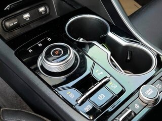 2020 Kia K5 III, белый, 3100000 рублей, вид 4