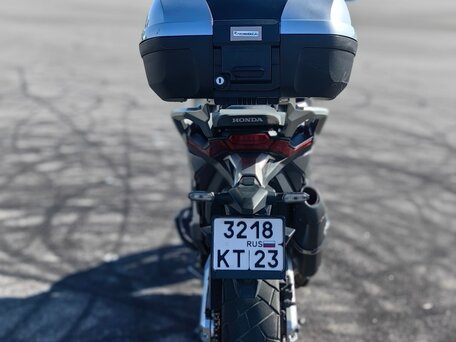 2017 Honda X-ADV, серебристый, 850000 рублей, вид 5
