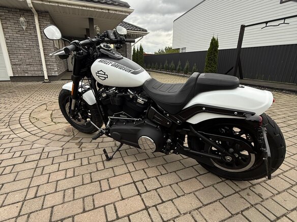 2019 Harley-Davidson Fat Bob, белый, 1480000 рублей - вид 15