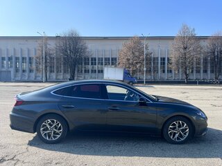 2020 Hyundai Sonata VIII (DN8), серый, 2500000 рублей, вид 5