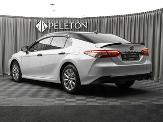 2019 Toyota Camry VIII (XV70), белый, 3000000 рублей, вид 4
